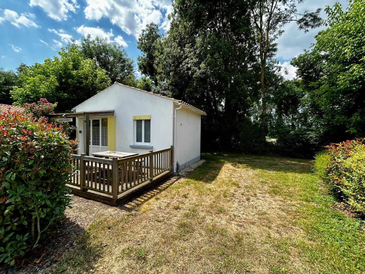 Les Cabanes Du Lac Vandré Exterior foto